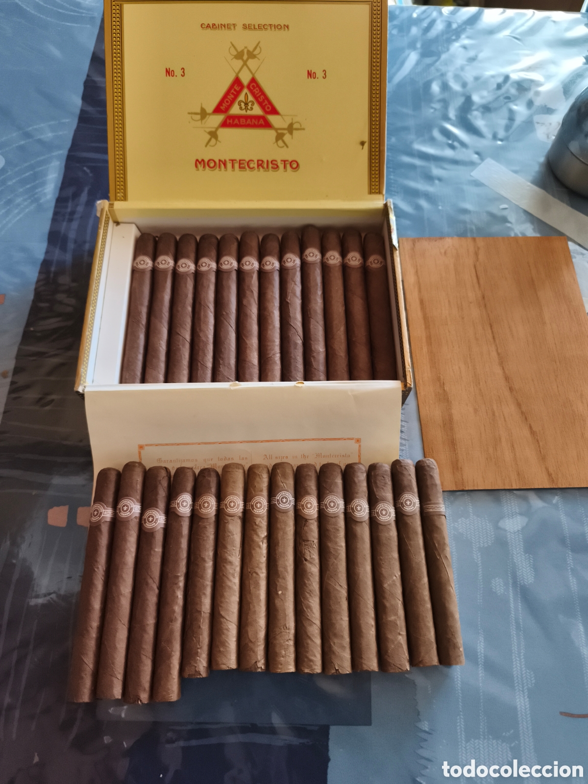 Coleccionismo: Antigua caja de puros Habanos, Montecristo con 26 puros Habanos Montecristo
