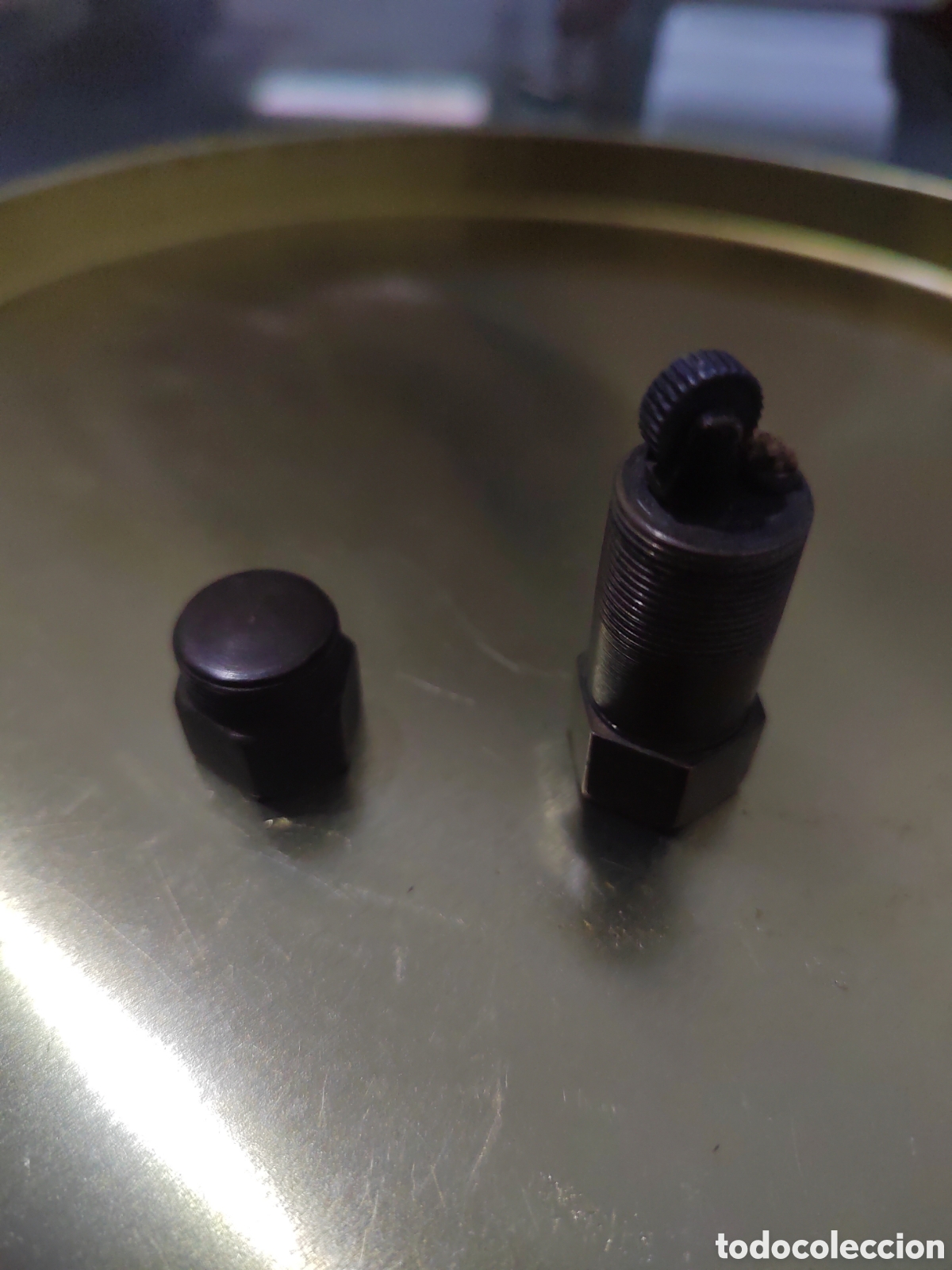 Coleccionismo: Antiguo mechero forma de tornillo