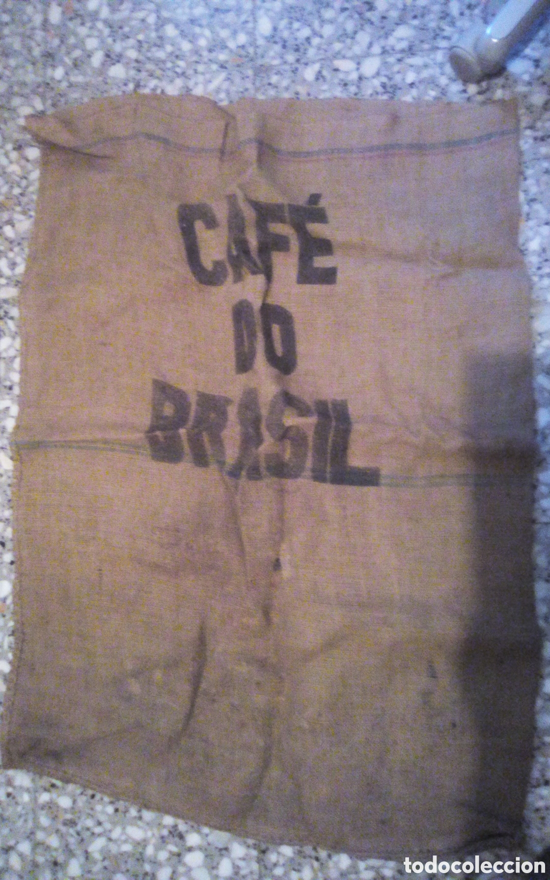 Coleccionismo: Antiguo saco de yute, caf&eacute; do Brasil. Interbra's. 002/458-8/0185. Mide 92 x 66 cm.