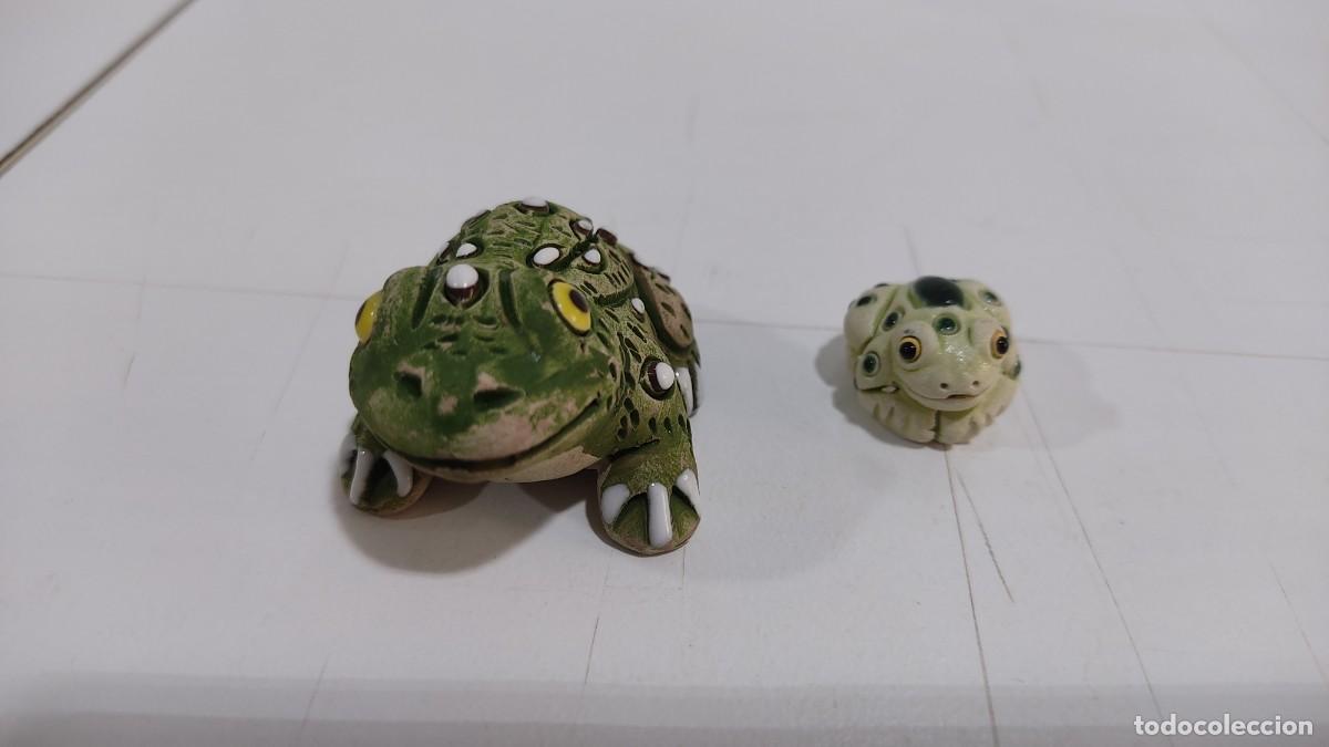 Coleccionismo: 1232 JUEGO DE 2 RANAS, DIFERENTE TAMA&Ntilde;O, REALIZADAS EN CERAMICA , OJOS DE VIDRIO, A&Ntilde;OS 80/90