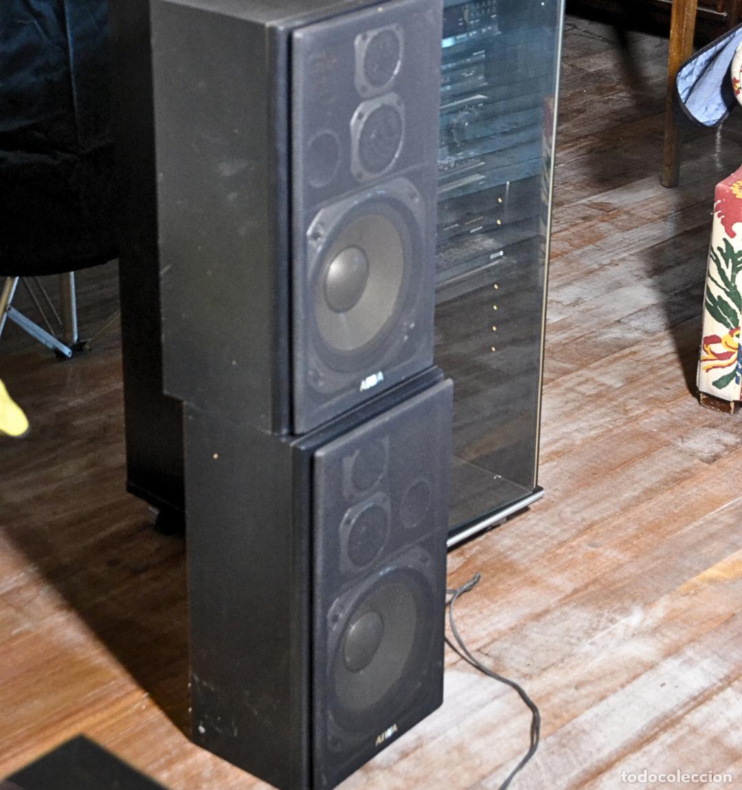 Coleccionismo: Cadena de M&uacute;sica AIWA a&ntilde;os 90 con Mueble y Bafles