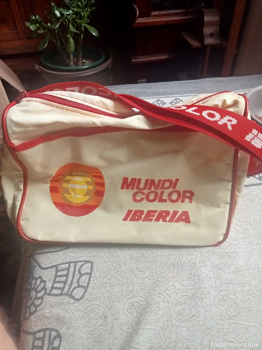 Coleccionismo: BOLSA DE VIAJE PUBLICIDAD DE MUNDI COLOR IBERIA - A&Ntilde;OS 80