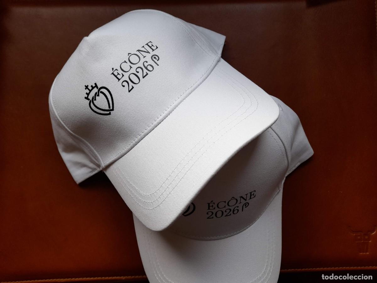 Coleccionismo: Gorra ECONE Gorra &Eacute;c&ocirc;ne Consagraciones Episcopales 2026 Fraternidad Sacerdotal San Pio X Lefebvre