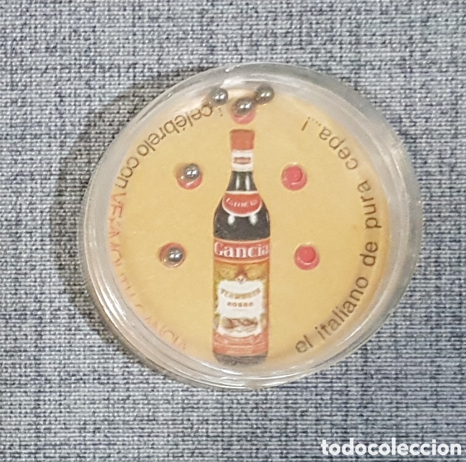 Coleccionismo: JUGUETE PROMOCIONAL VERMOUTH GANCIA ROSSO