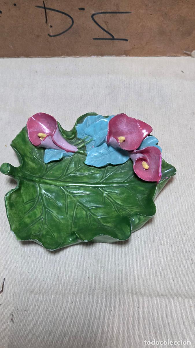 Coleccionismo: bandeja en forma de hoja floral - Foto 4