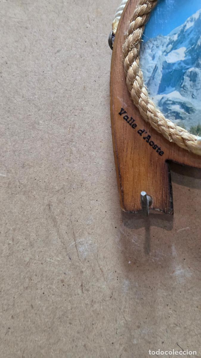 Coleccionismo: colgador de llaves madera - Foto 2