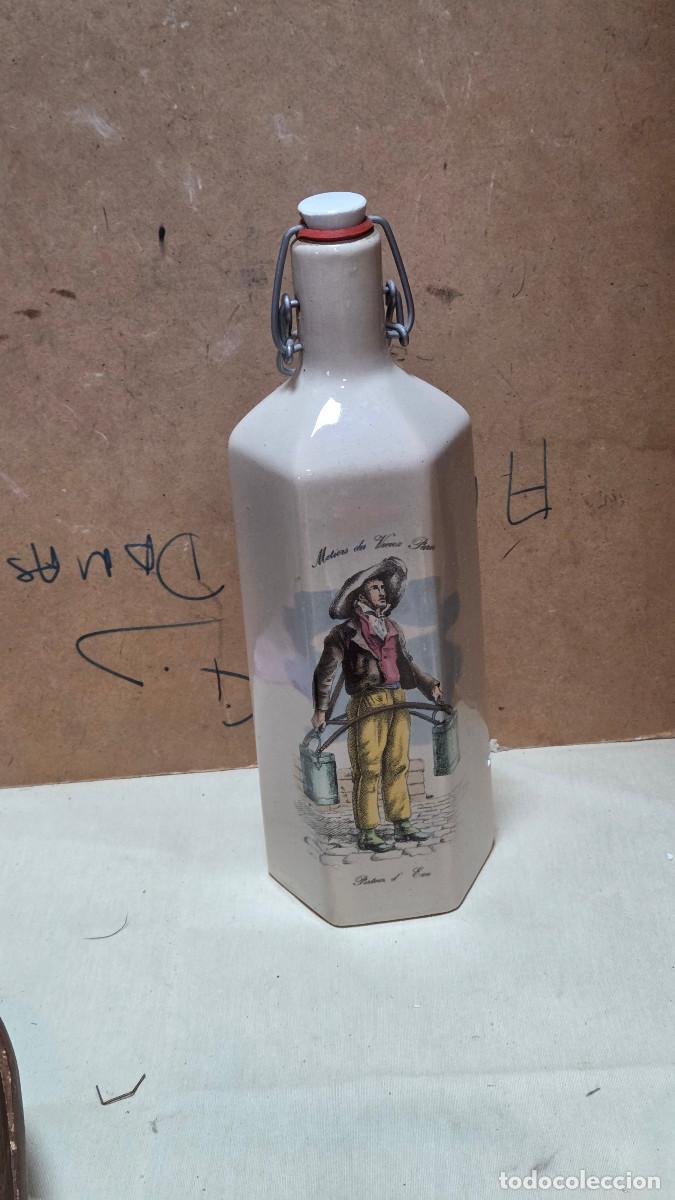 botella de ceramica vintage