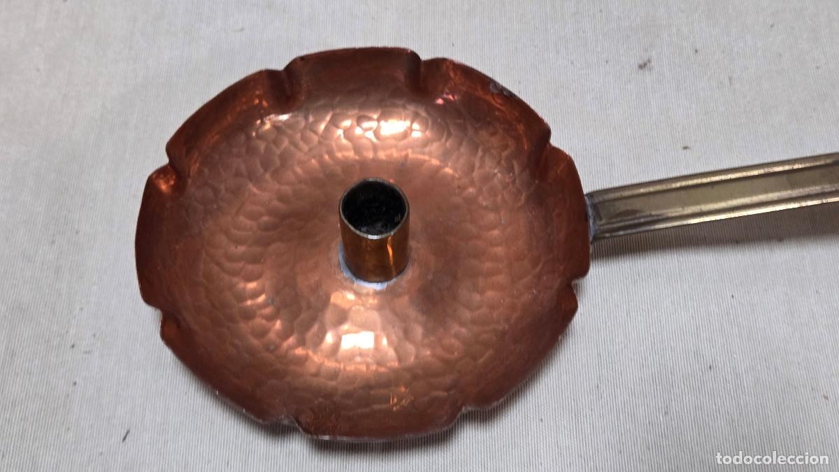 Coleccionismo: palmatoria de cobre vintage - Foto 2