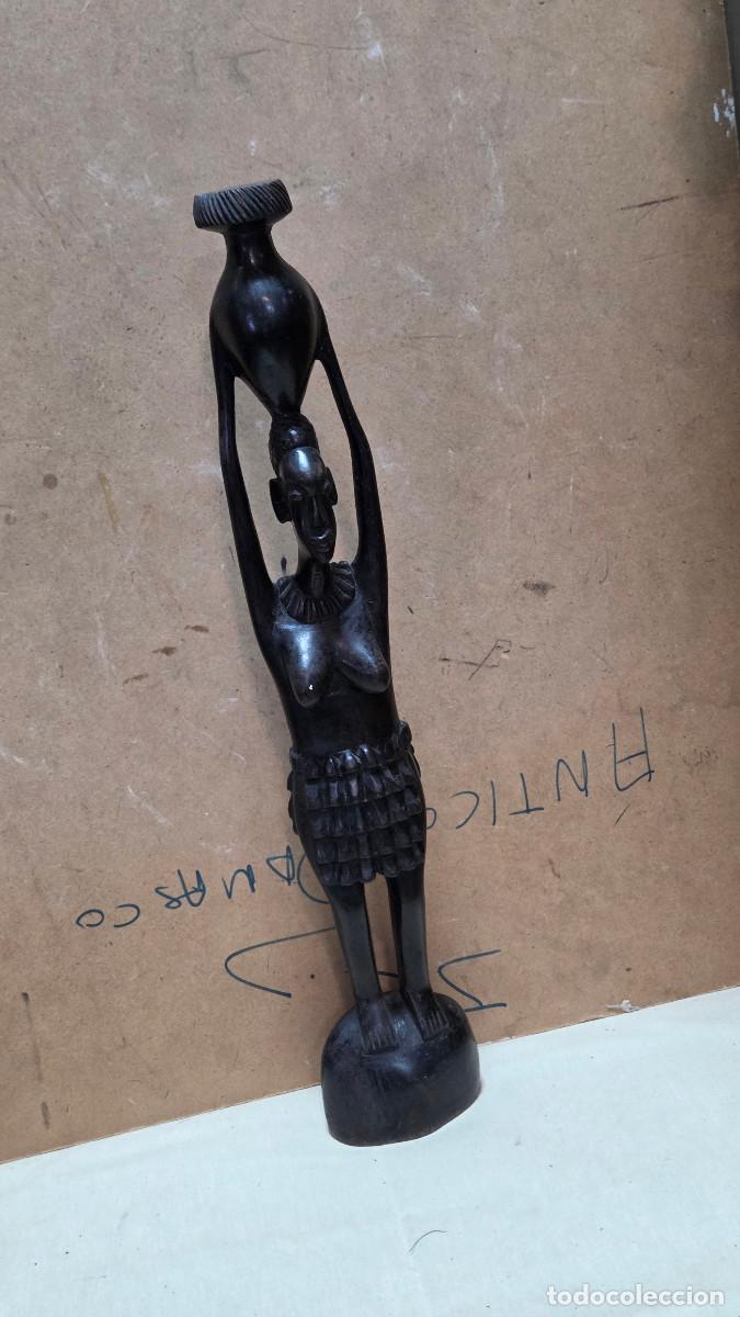 Colecionismo: escultura de madera africana ebano