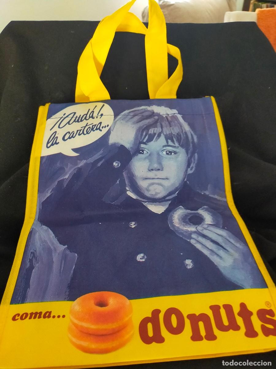 Coleccionismo: BOLSA VINTAGE DONUTS. &rdquo;&iexcl;AND&Aacute;! LA CARTERA&rdquo;. ANCHO X ALTO X LARCO: 24 X 43 X 11 CM.