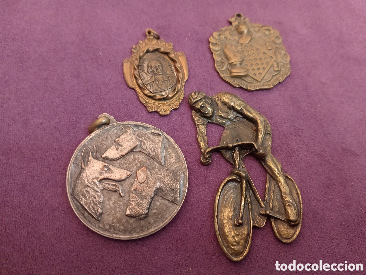 Coleccionismo: Lote de medallas antiguas