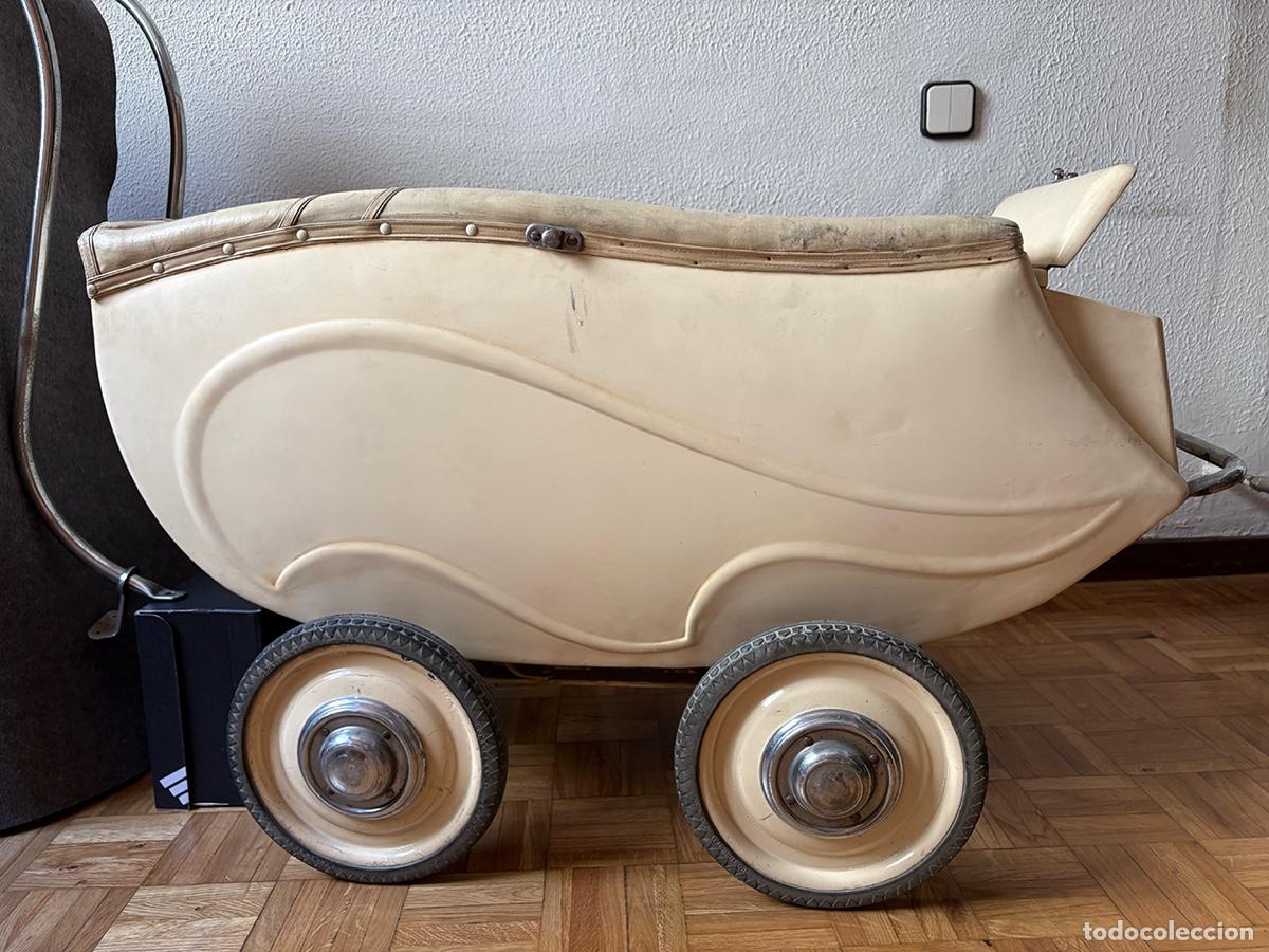 Coleccionismo: Carrito de paseo de beb&eacute; antiguo - Foto 4