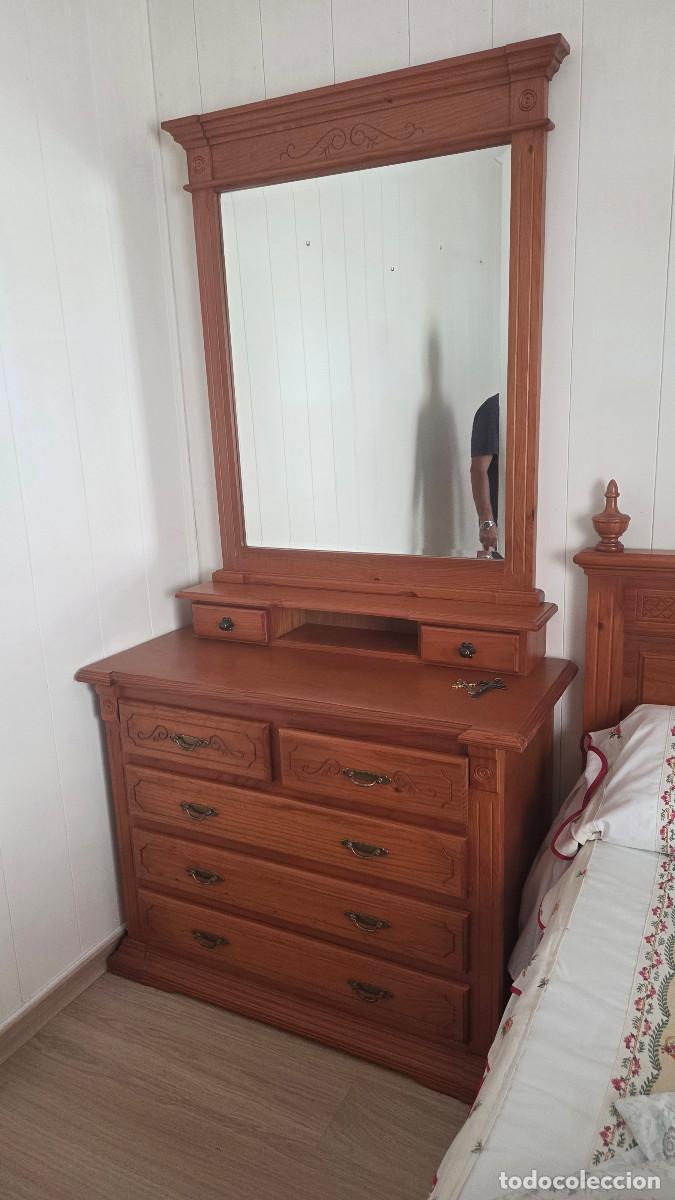 Coleccionismo: comoda con espejo de madera