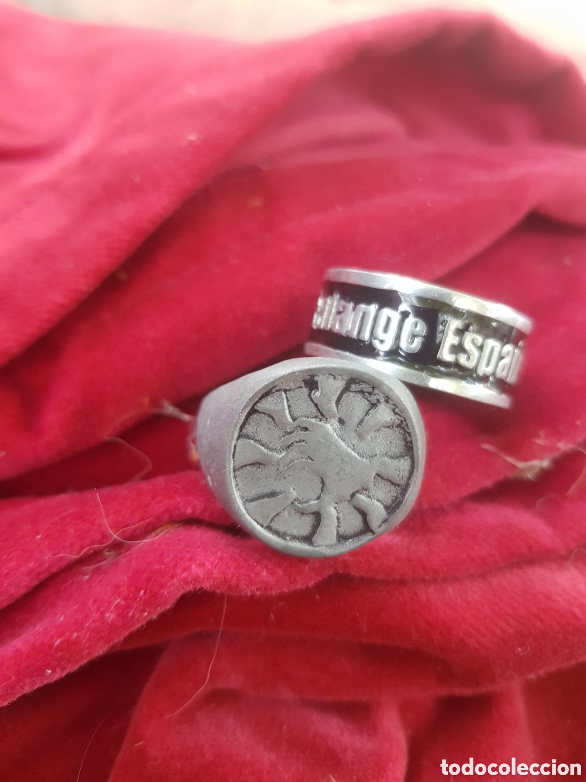 Coleccionismo: PAREJA DE ANILLOS GARRA HISP&Aacute;NICA Y FALANGE DE LAS JONS CARA AL SOL
