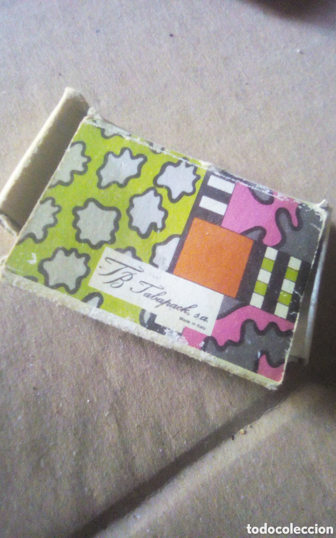 Coleccionismo: Caja de cerillas. TB. Tabapack, S.A. made in Italy. Caja rota, con solo 5 cerillas.