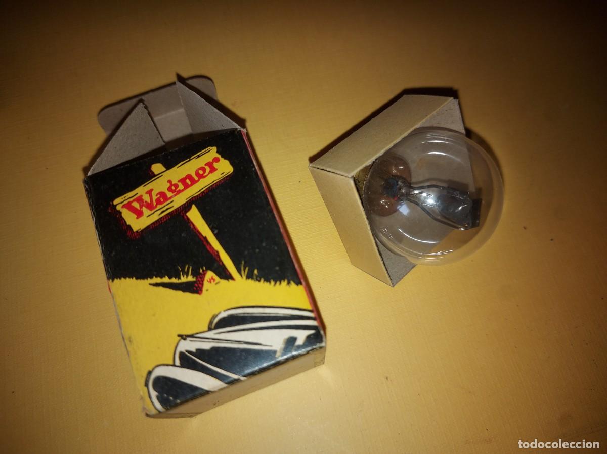 Coleccionismo: ANTIGUA BOMBILLA WAGNER 12v, CON SU CAJA ORIGINAL
