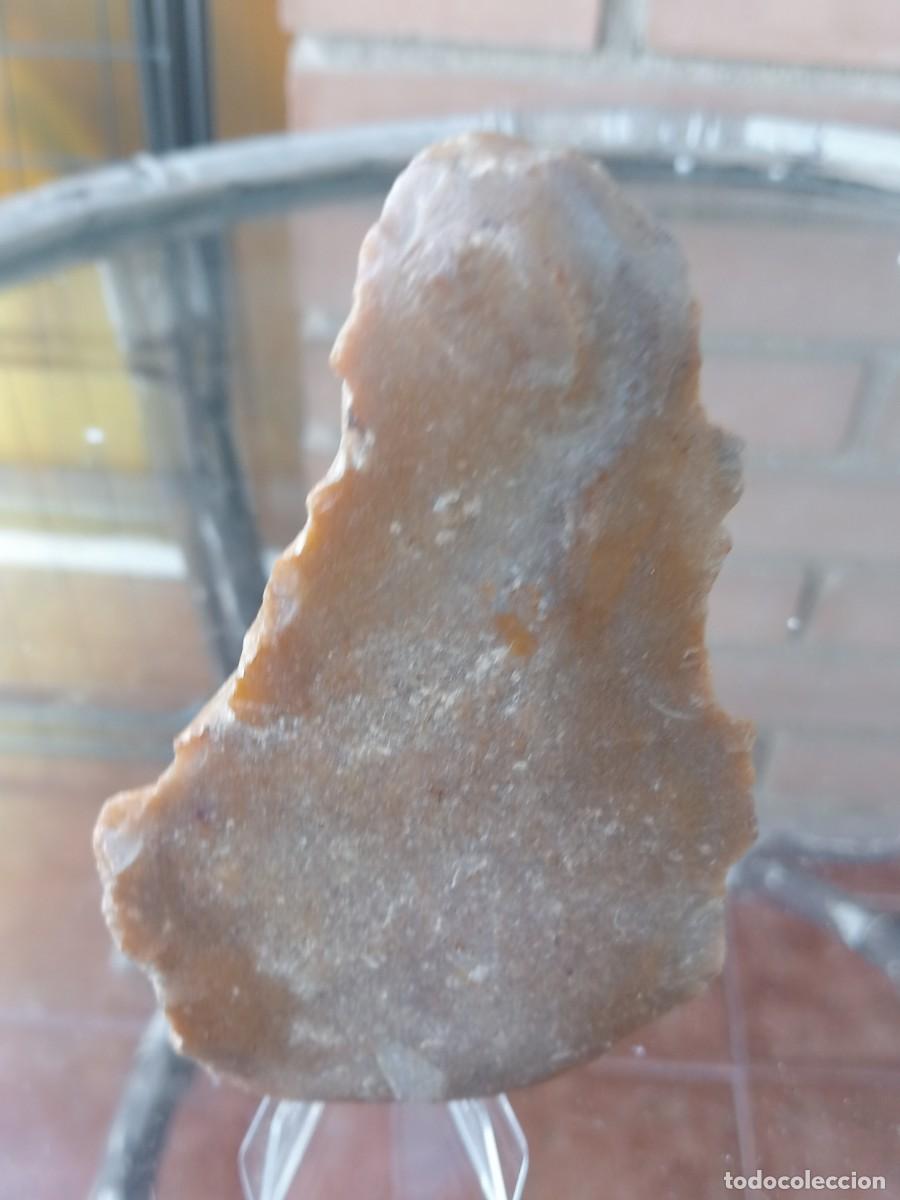 Coleccionismo: Piezas del Neol&iacute;tico procedentes de Francia : - Hacha tallada de 12,2 x 7,3 cm - Lote 140/3