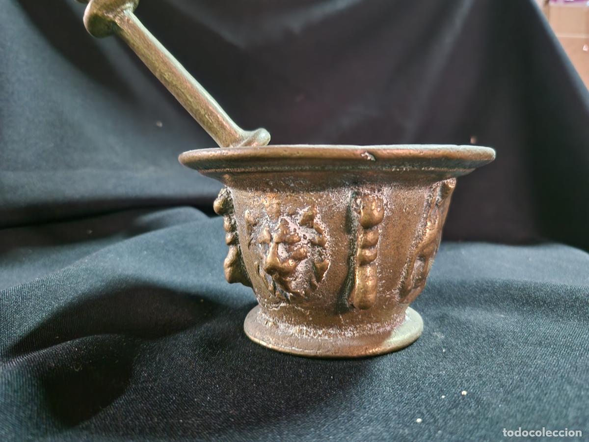 Coleccionismo: BONITO MORTERO GOTICO VINTAGEDE BRONCE.