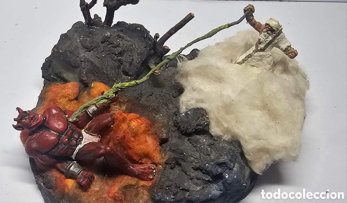 Coleccionismo: Diorama dios y demonio