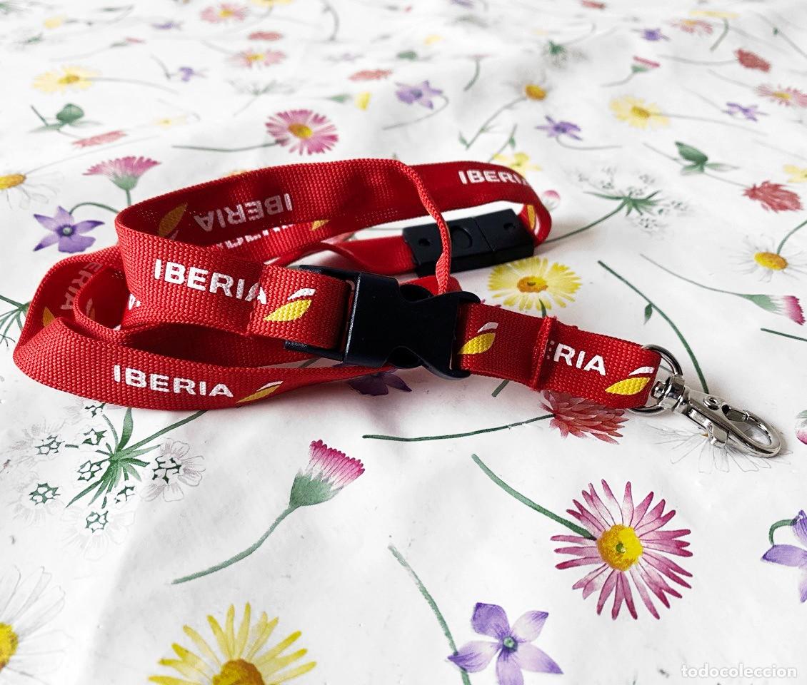 Coleccionismo: LANYARD CINTA DE IDENTIFICACI&Oacute;N OFICIAL IBERIA - CON CIERRE DE SEGURIDAD