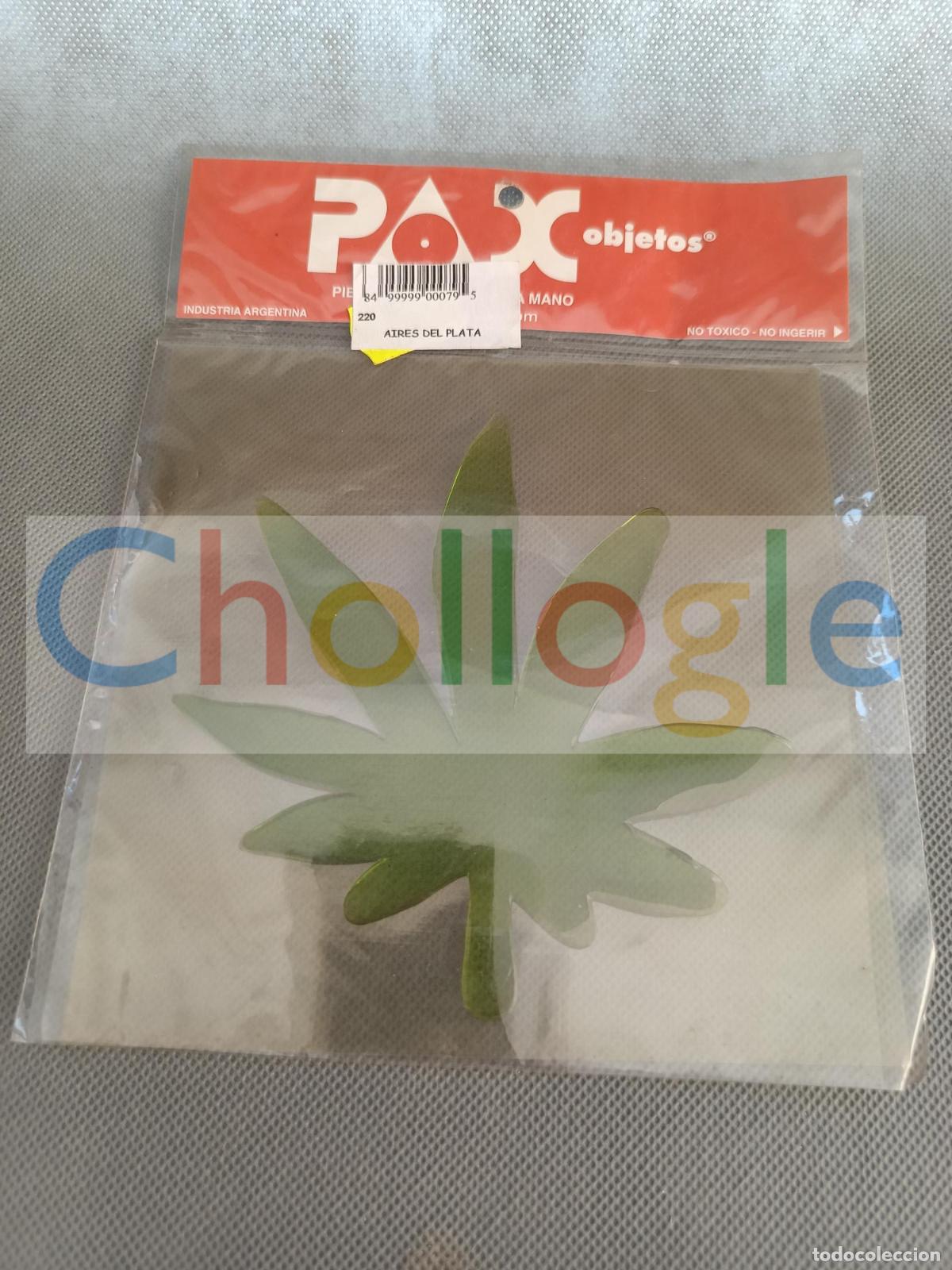 Coleccionismo: HOJA DE MARIHUANA DE PLASTICO GRUESO PRECINTADA