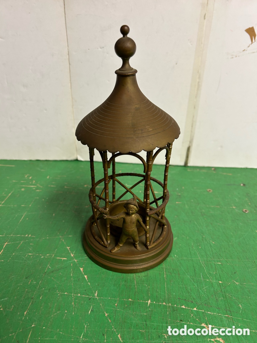 Coleccionismo: JAULA DECORATIVA EN MINIATURA DE METAL