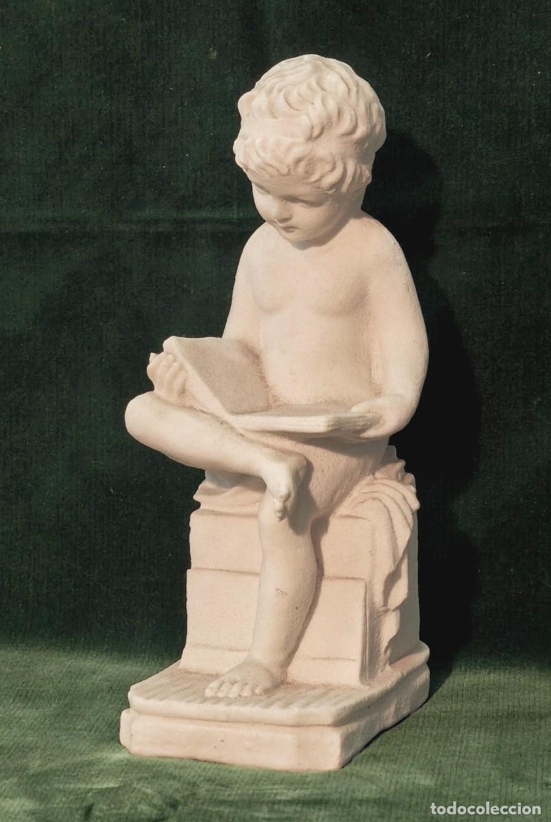 Coleccionismo: Ni&ntilde;o con libro, figura en polvo de m&aacute;rmol