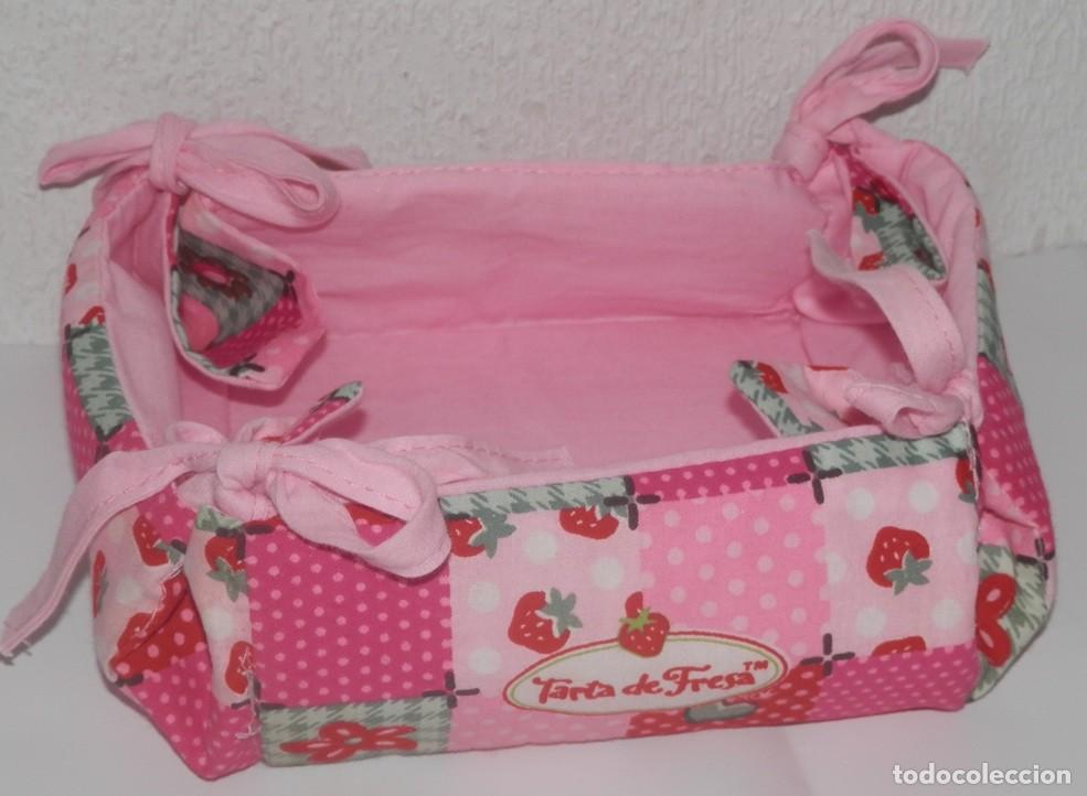 Coleccionismo: CESTA DE PAN DE LA SERIE TARTA DE FRESA