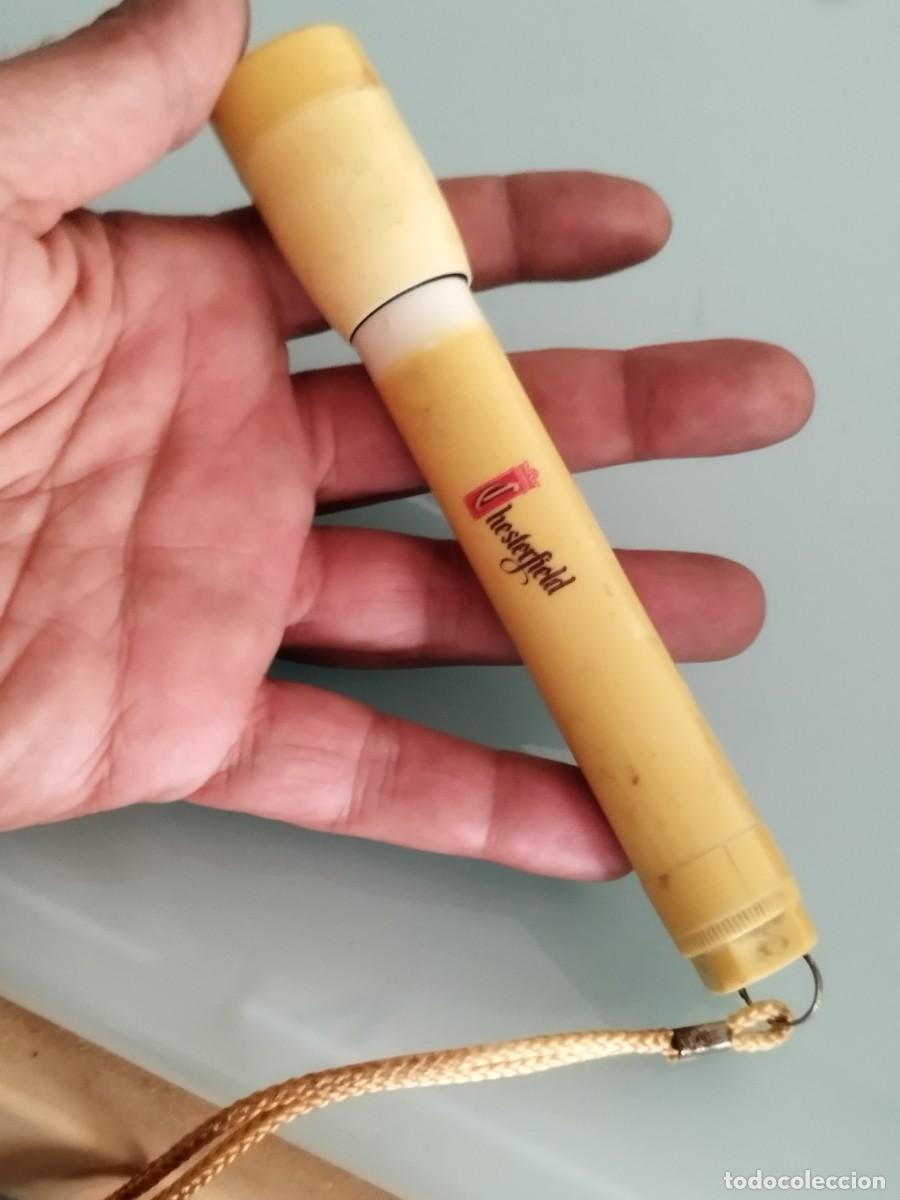 Collectionnisme: Linterna de bolsillo promocional vintage de la marca de cigarrillos Chesterfield. Sin probar.