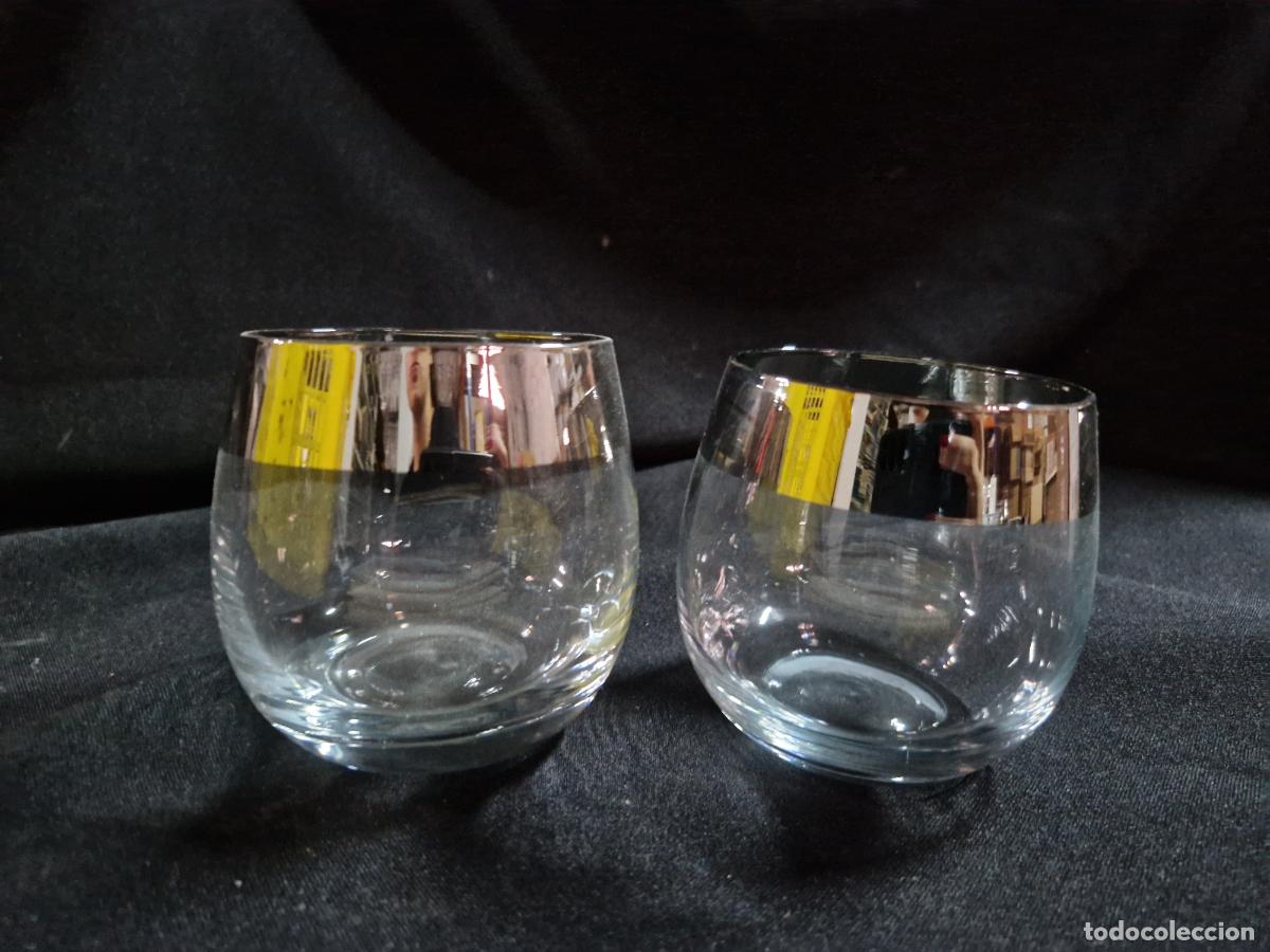 Coleccionismo: 2 BONITAS VASOS DE CRISTAL. MEDIDA 12*6