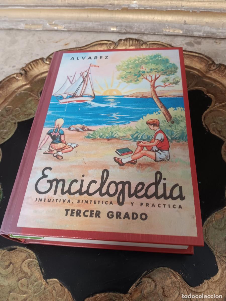 Coleccionismo: edici&oacute;n facs&iacute;mil numerada de la Enciclopedia &Aacute;lvarez (Tercer Grado), firmada en su presentaci&oacute;n por