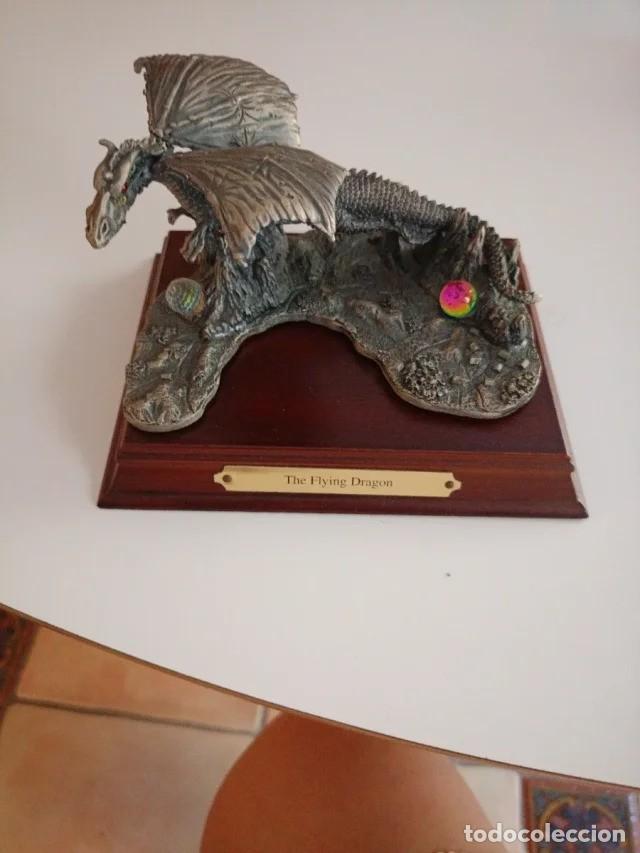 Coleccionismo: Drag&oacute;n de peltre Tudor Mint Myth and Magic 1995 The flying dragon