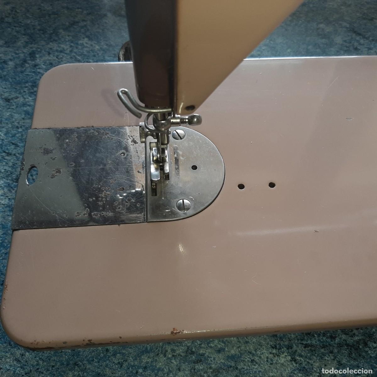 Coleccionismo: Maquina coser Singer 1962. - Foto 3