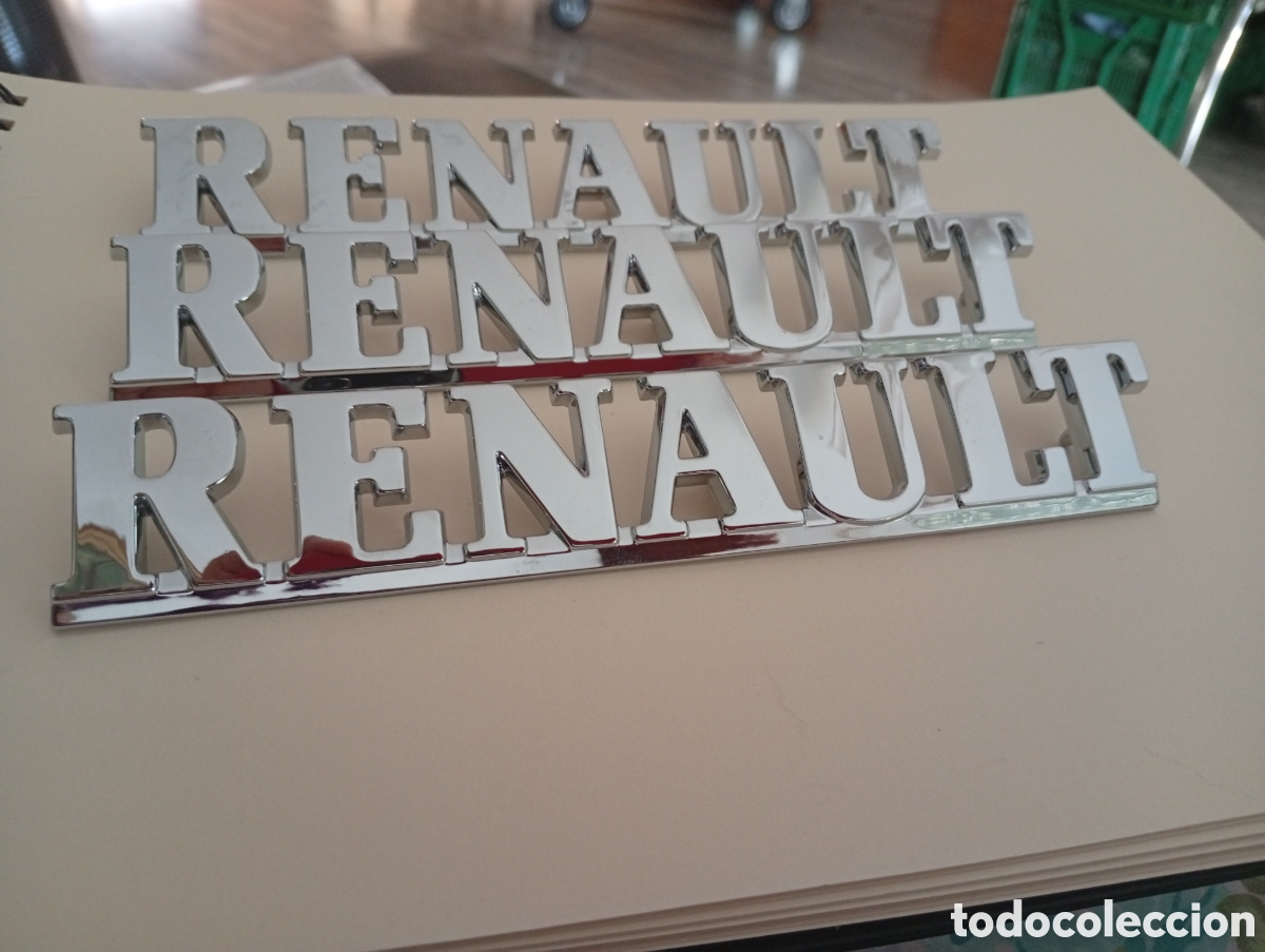 Coleccionismo: Tres emblemas coche Renault perfecto estado
