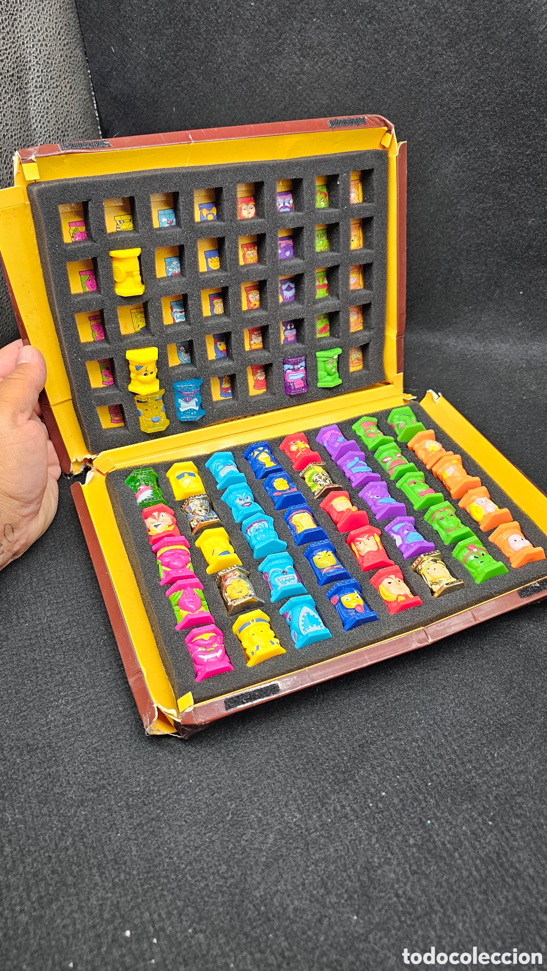 Coleccionismo: colecci&oacute;n Abatons Totally Totems de Panini