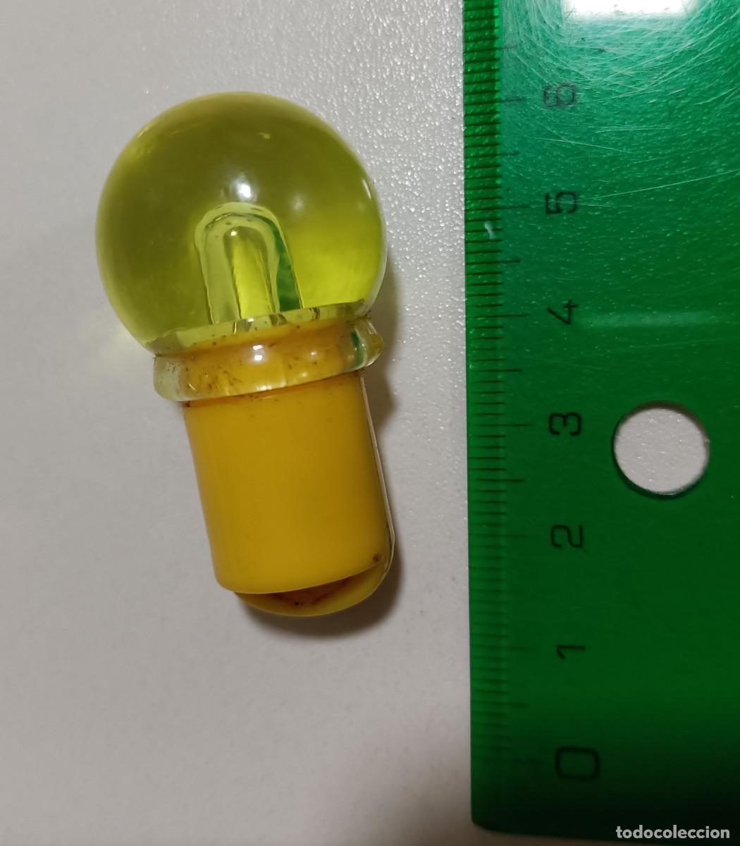 Coleccionismo: bombilla objeto sin luz creo que de llavero