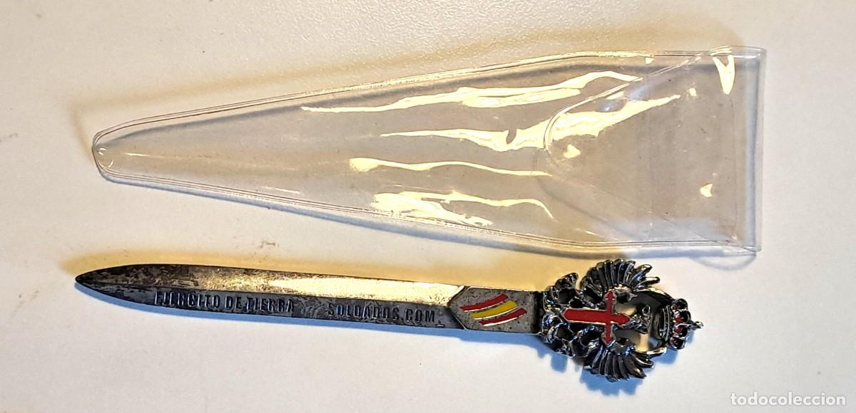 Coleccionismo: ABRECARTAS METALICO VINTAGE EMPU&Ntilde;ADURA ESCUDO EJERCITO ESPA&Ntilde;OL (16 cm)