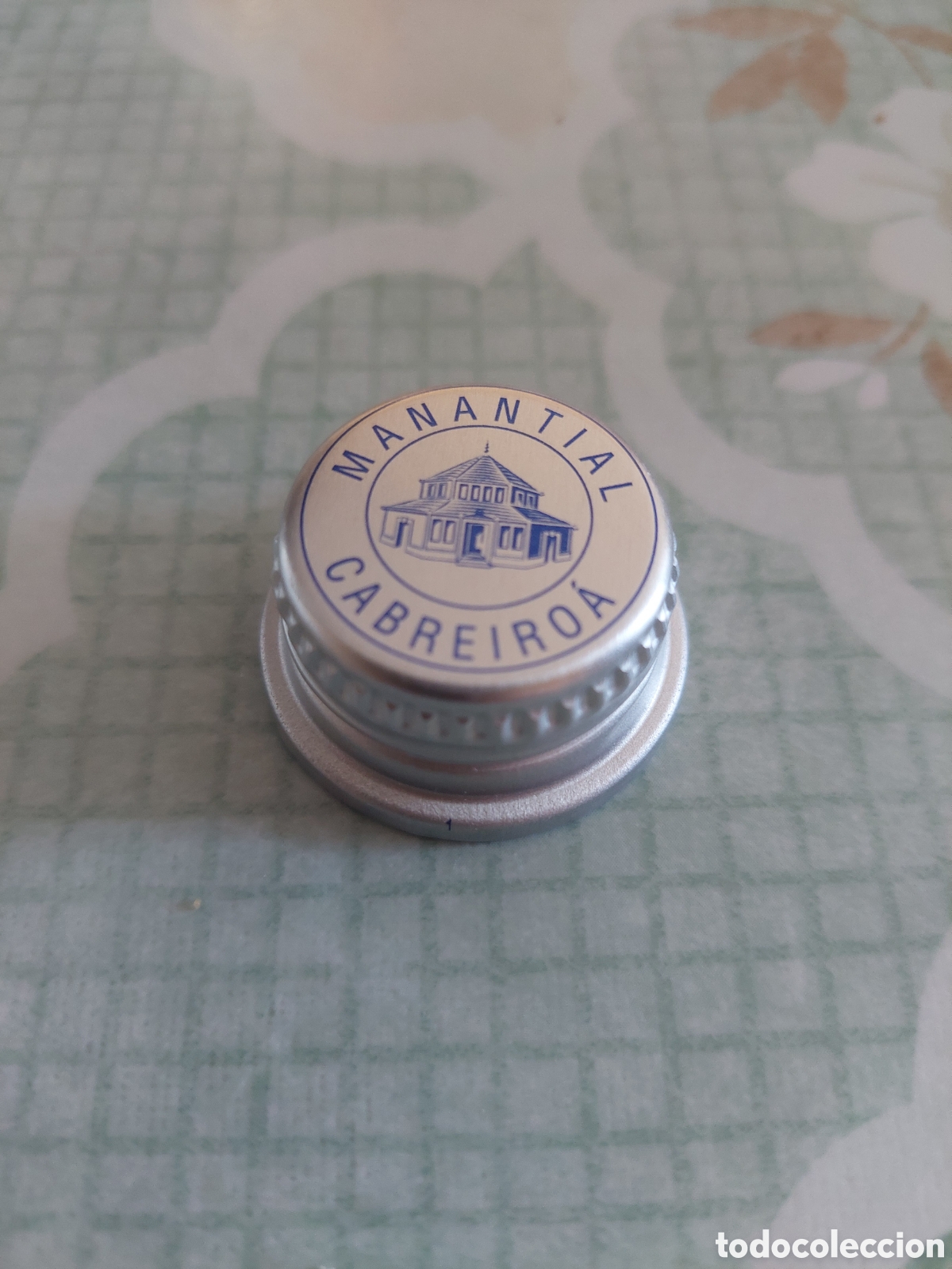 Coleccionismo: CABREIROA AGUA MINERAL NATURAL GALICIA TAPON CHAPA MANANTIAL CABREIROA