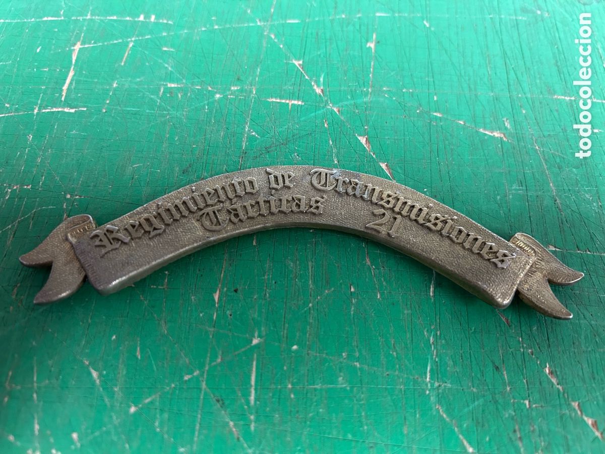 Coleccionismo: EMBLEMA METAL REGIMIENTO DE TRNASMISONES GALICIA 21