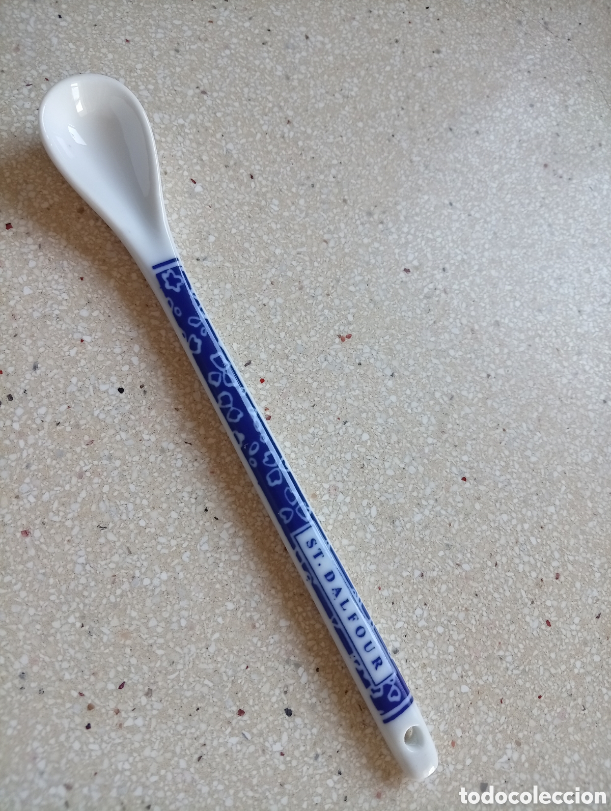 Coleccionismo: Cucharilla de cer&aacute;mica