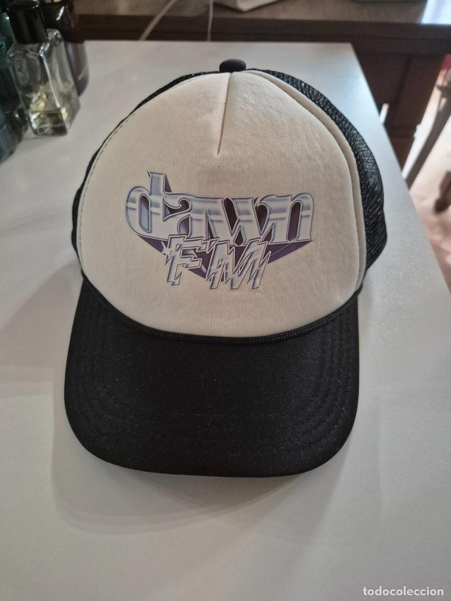 Coleccionismo: The Weeknd Dawn FM gorra oficial del After Hours Till Dawn Tour cap