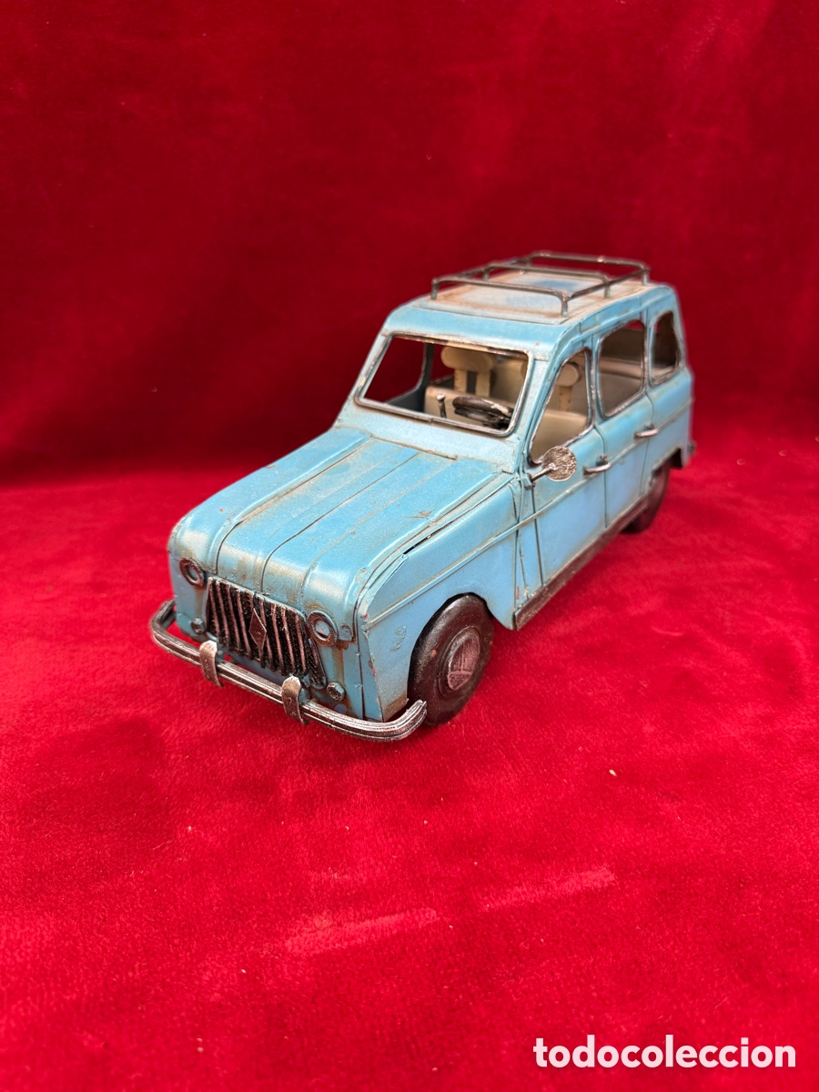 Coleccionismo: Bonita maqueta de una Renault 4 L metalica!Numerada