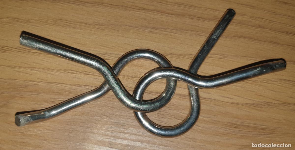 Coleccionismo: MULTIOBJETO TIJERAS BOL&Iacute;GRAFO LINTERNA, ROMPECABEZAS METAL Y MICRO - Foto 2