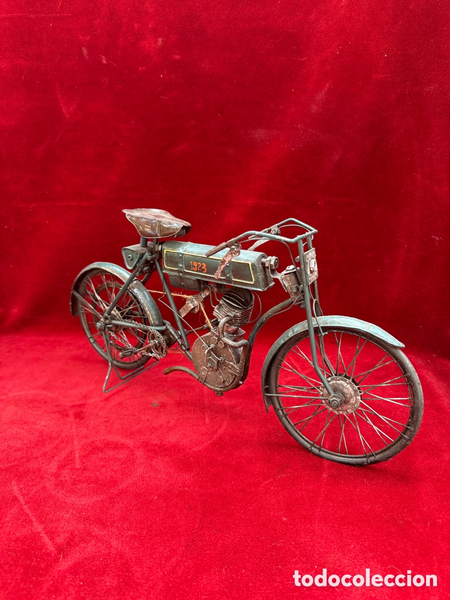 Coleccionismo: Preciosa y gran maqueta,moto modelo 1923!