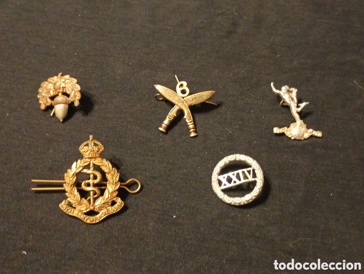 Coleccionismo: Lote insignia militares uniformes 2 guerra mundial lote 3
