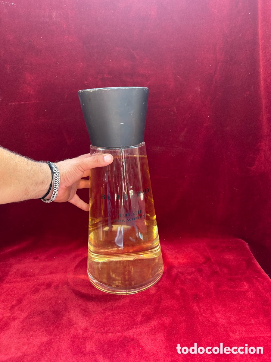 Coleccionismo: Enorme botella exposicion,Perfume Burberry Touch!