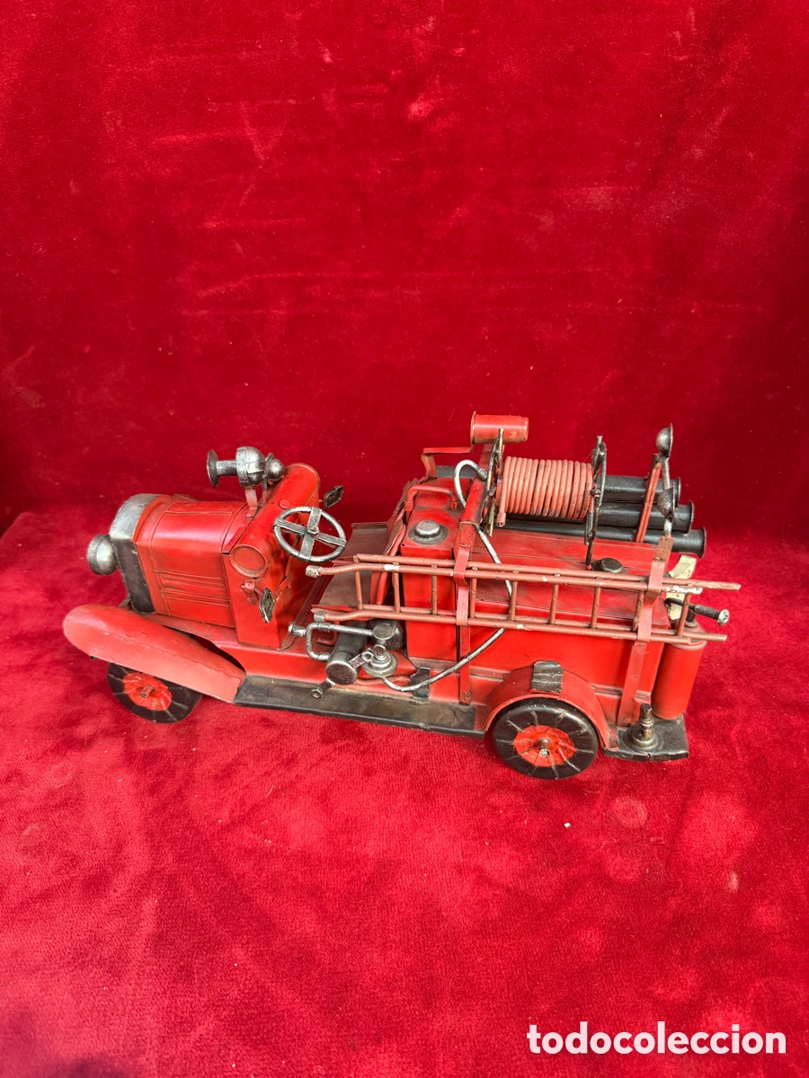 Coleccionismo: Preciosa y gran maqueta metalica de Camion de Bomberos!