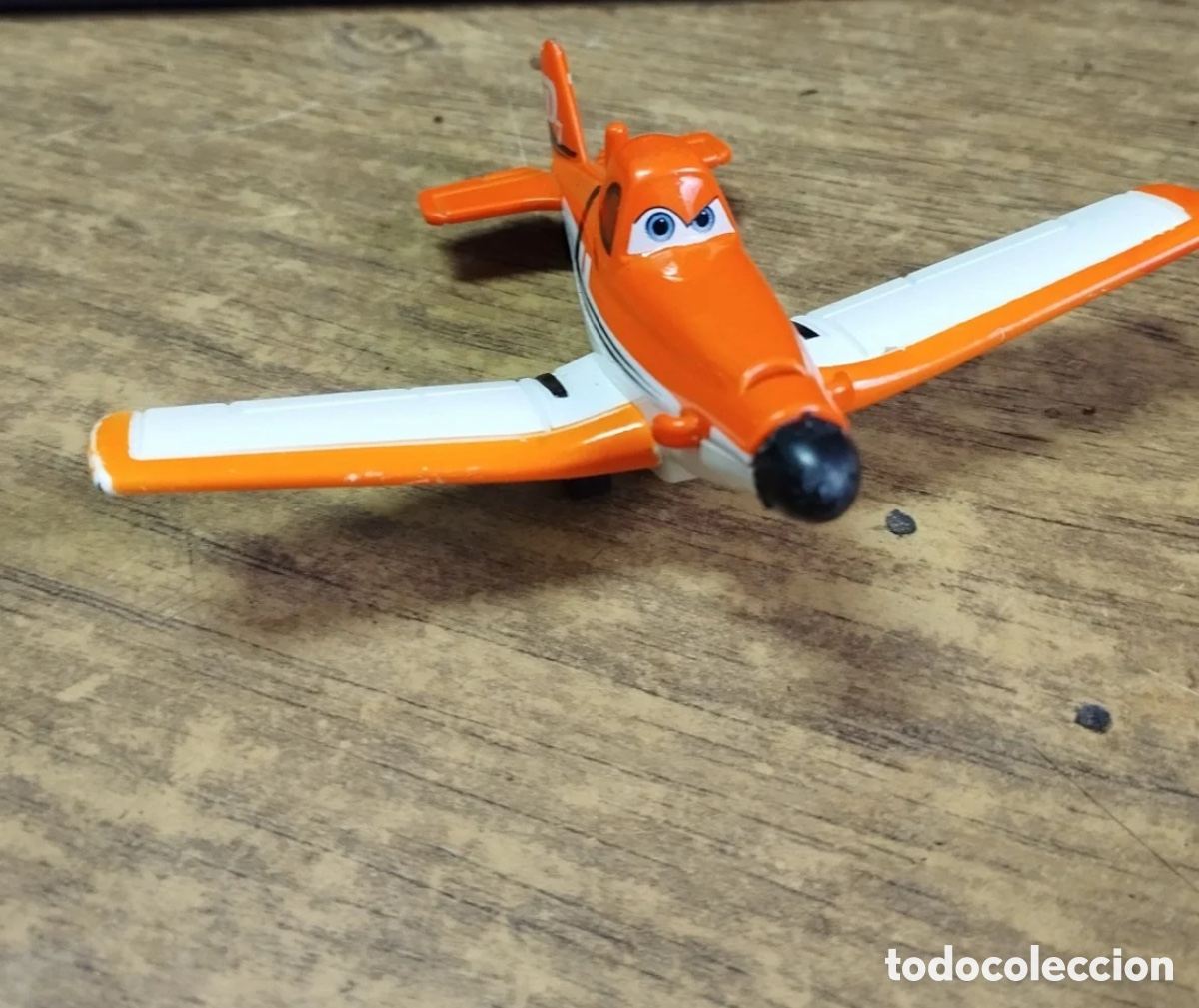 Coleccionismo: Avi&oacute;n Dusty Crophopper Disney Planes (9 x 11 cm) - Figura de Metal Die-Cast Mattel