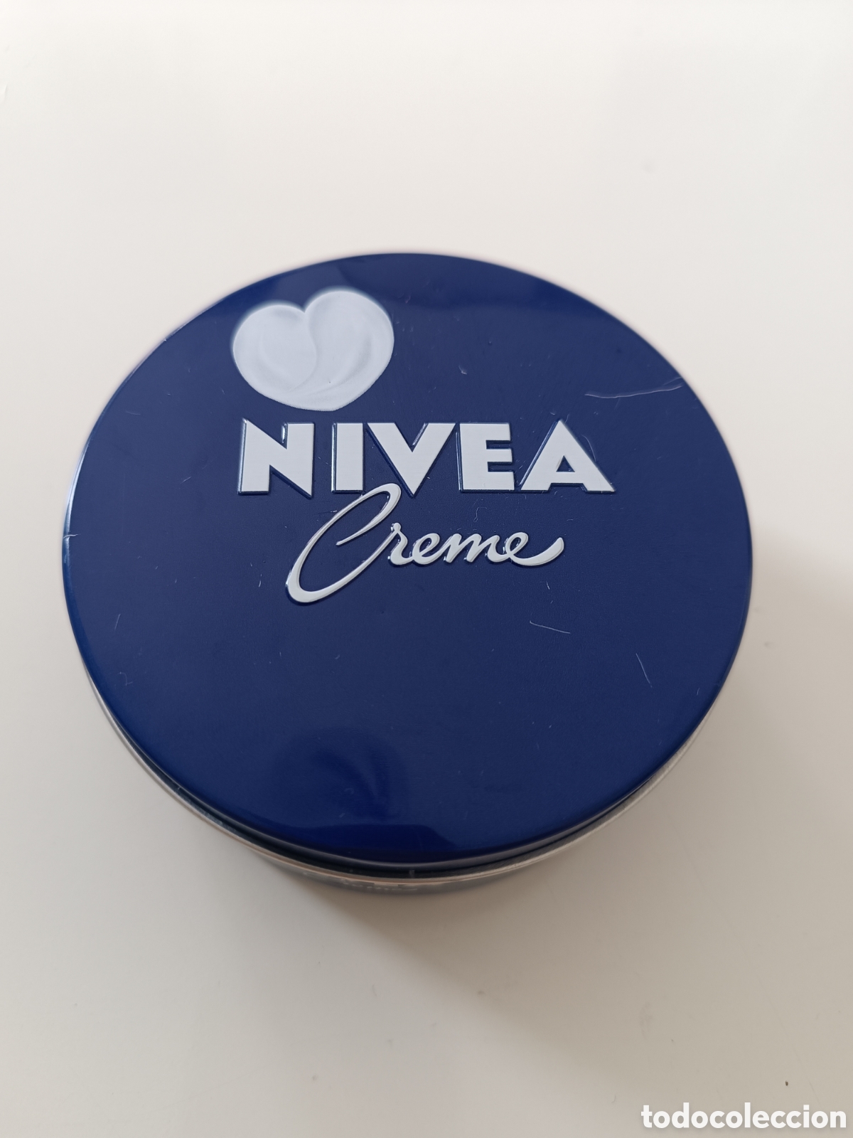 Coleccionismo: Bote Nivea edici&oacute;n corazones