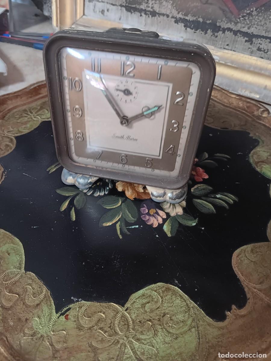 Coleccionismo: reloj despertador mec&aacute;nico vintage de la marca brit&aacute;nica Smiths (con la inscripci&oacute;n &rdquo;Smith Alarm&rdquo; y